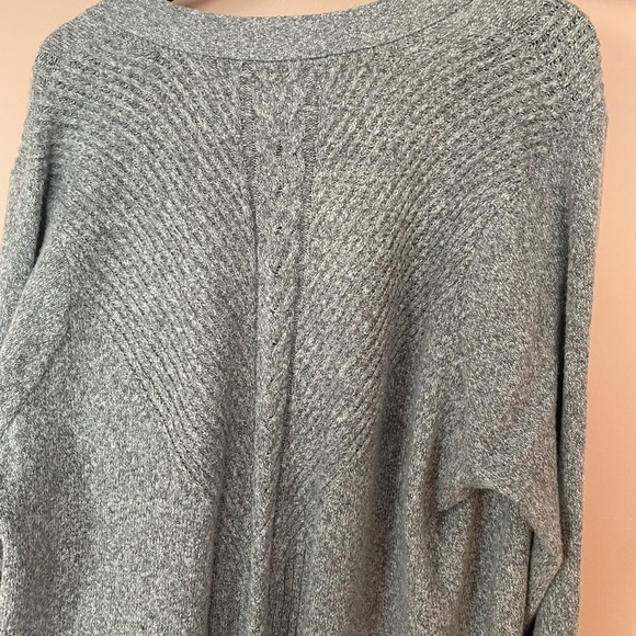 Fall sweater 🍁 - Picture 5 of 6